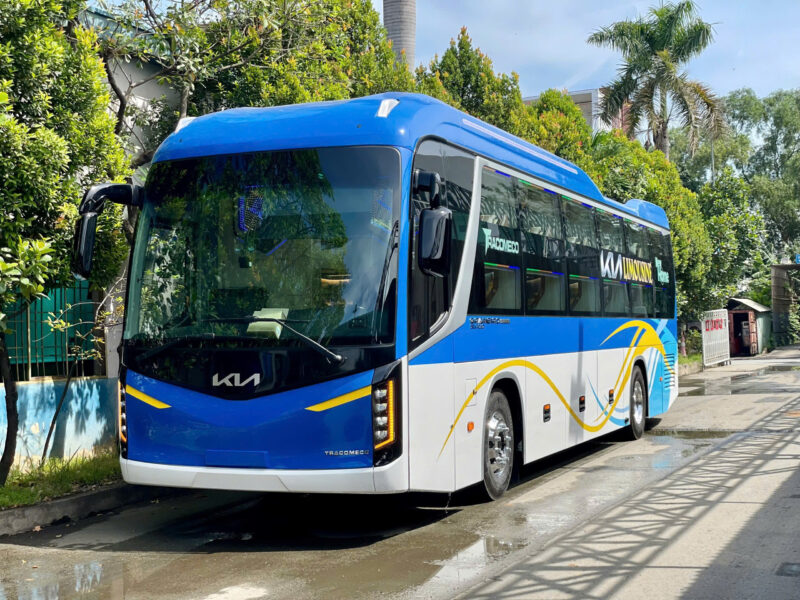 XE TRACOMECO KIA GRANBIRD 24 PHÒNG HYUNDAI 425PS - Ảnh 2