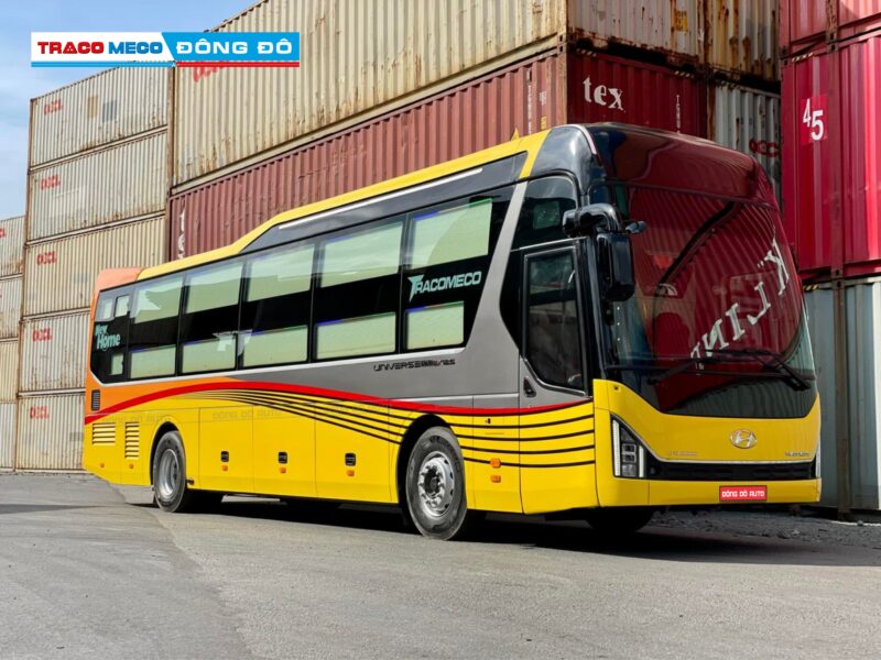 XE TRACOMECO UNIVERSE LIMOUSINE 34 PHÒNG WEICHAI 400PS