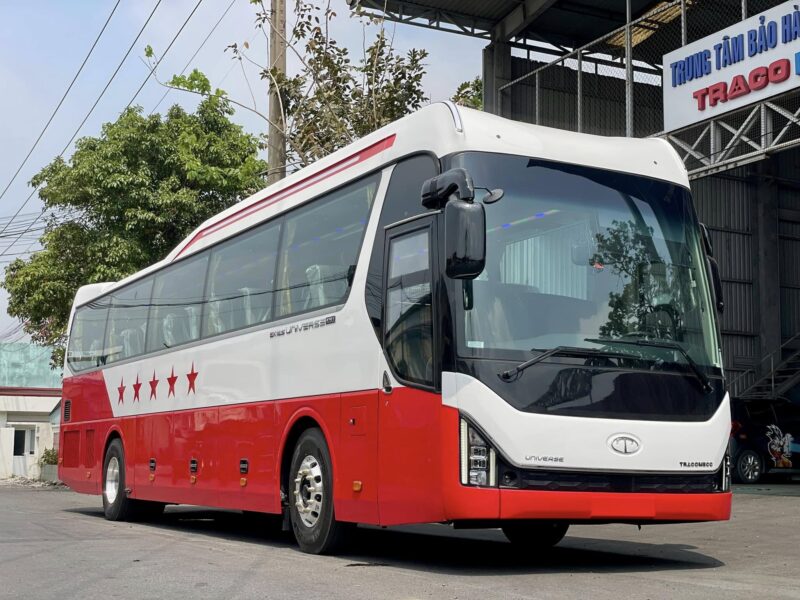 XE TRACOMECO UNIVERSE EX 47 CHỖ WEICHAI 430PS