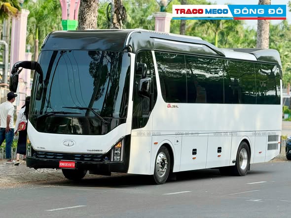 XE TRACOMECO GLOBAL92 19/24 CHỖ LIMOUSINE WEICHAI 245PS VIN2026